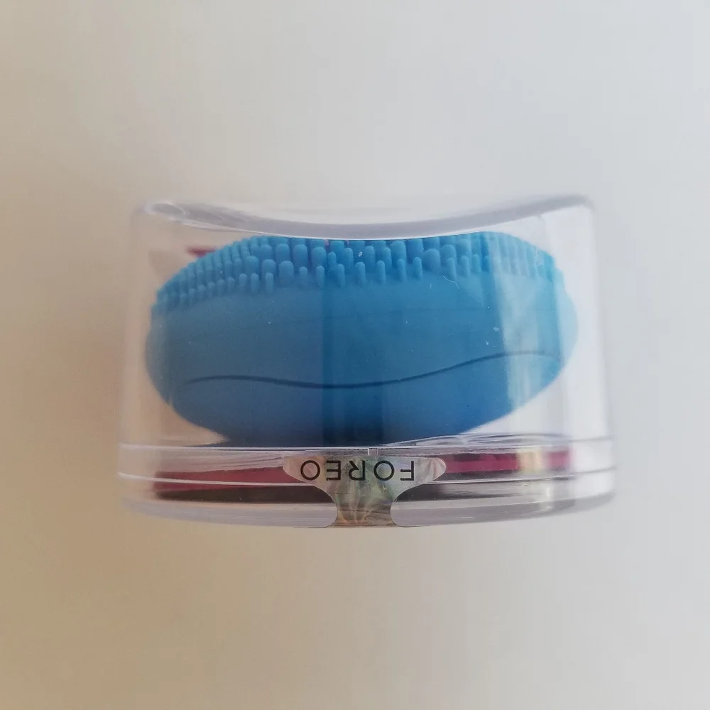FOREO LUNA play Facial T-Sonic Cleansing Device Aquamarine Blue Brand New Sealed